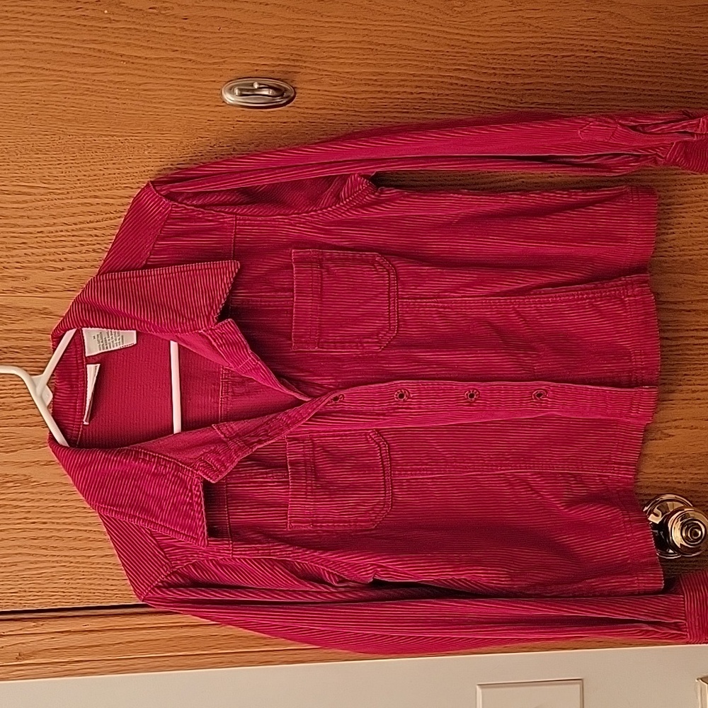 Dressbarn lightweight corduroy shirt/jacket Red